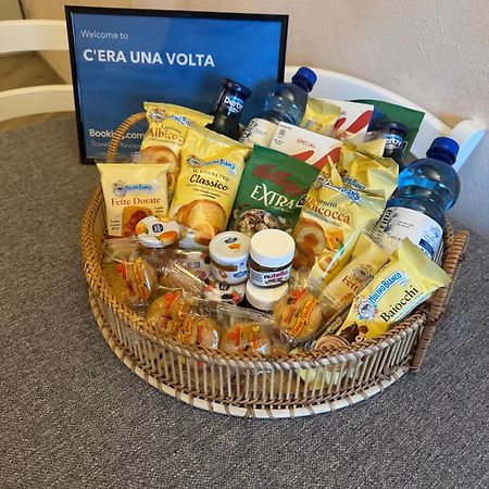 C'Era Una Volta 레반토 외부 사진